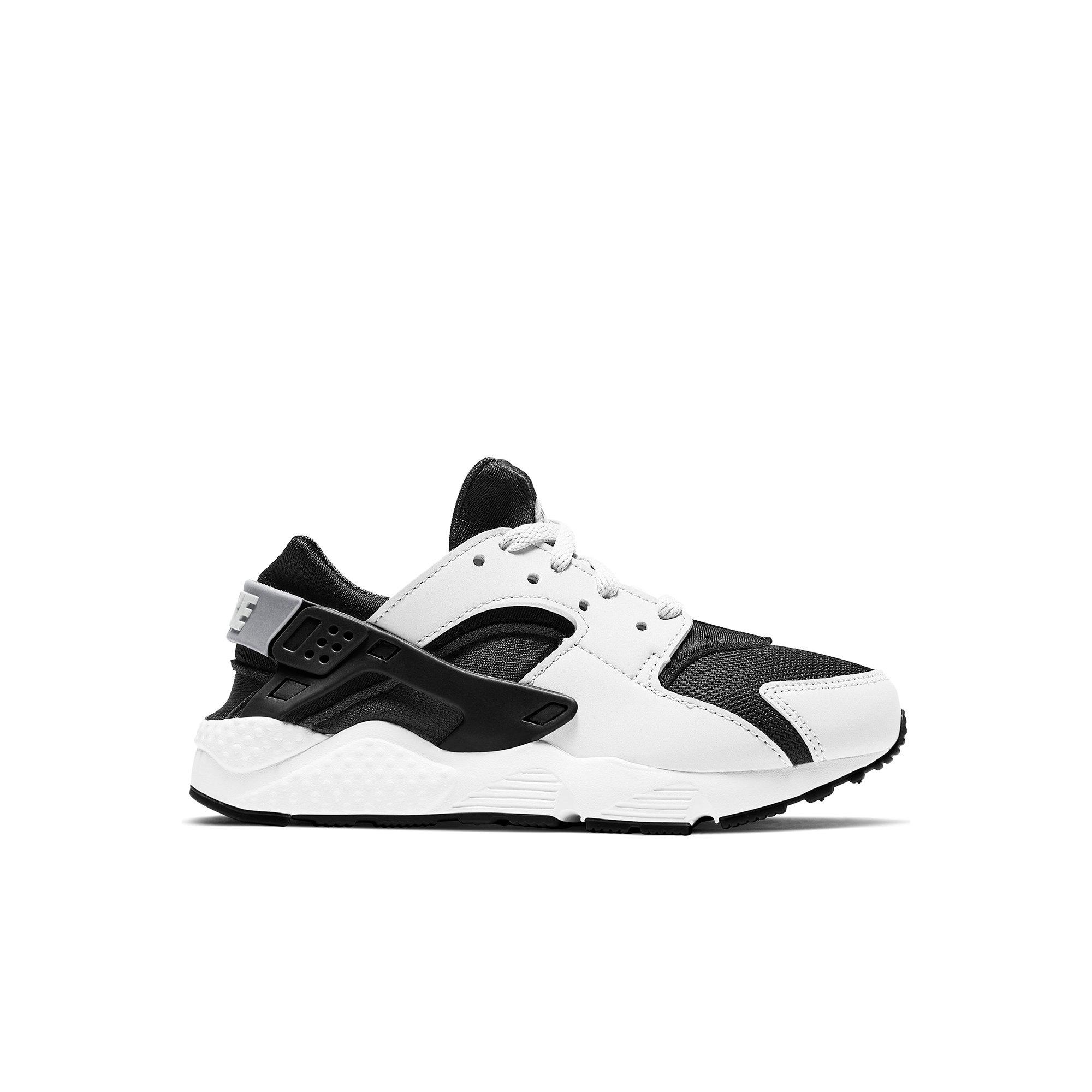 Black huaraches hibbett on sale sports
